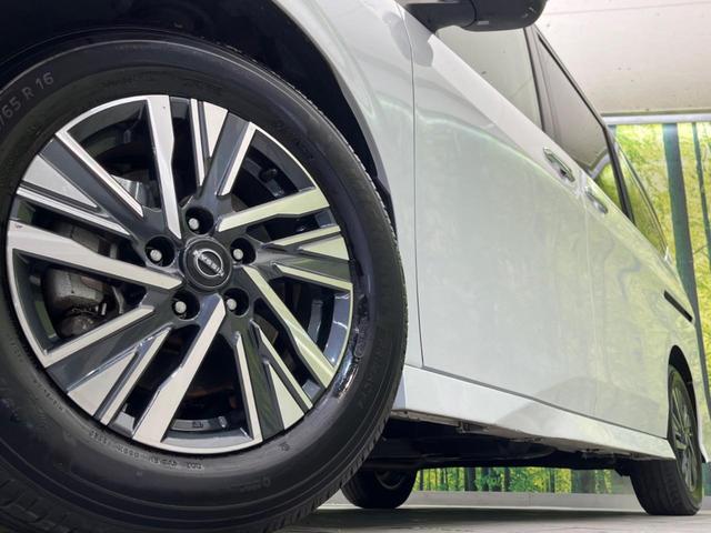 セレナ ハイウェイスターV 両側電動ドア 全周囲カメラ 衝突被害軽減システム プロパイロット 禁煙車 ドラレコ コーナーセンサー スマートキー LEDヘッド ビルトインETC 純正16インチアルミ オートハイビーム(13枚目)