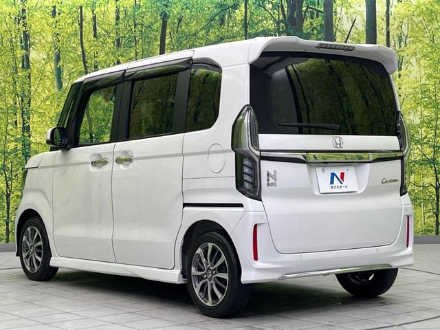 N-BOXカスタム L 両側電動ドア 純正SDナビ 禁煙車 バックカメラ 衝突被害軽減システム ドラレコ コーナーセンサー スマートキー LEDヘッド ETC 純正14インチ オートハイビーム 車線逸脱警報 電動パーキング(17枚目)