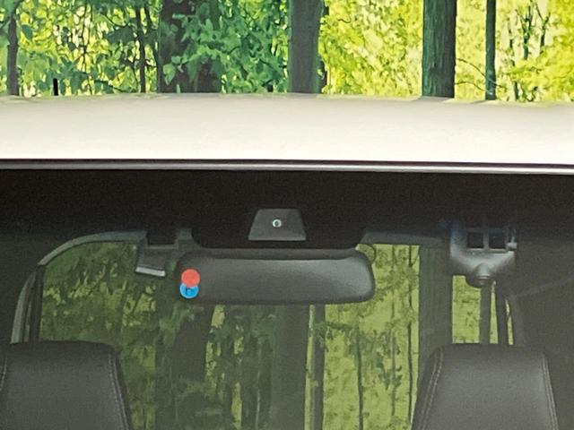 N-BOXカスタム L 両側電動ドア 純正SDナビ 禁煙車 バックカメラ 衝突被害軽減システム ドラレコ コーナーセンサー スマートキー LEDヘッド ETC 純正14インチ オートハイビーム 車線逸脱警報 電動パーキング(21枚目)