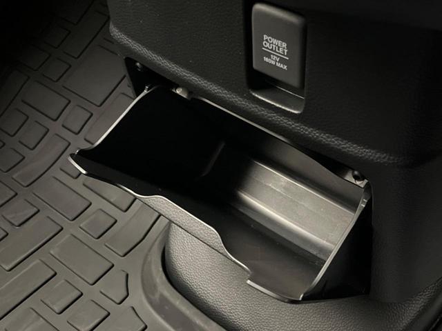 N-BOXカスタム L 両側電動ドア 純正SDナビ 禁煙車 バックカメラ 衝突被害軽減システム ドラレコ コーナーセンサー スマートキー LEDヘッド ETC 純正14インチ オートハイビーム 車線逸脱警報 電動パーキング(56枚目)