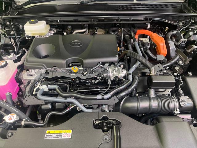 クラウンクロスオーバー Gアドバンスド・レザーパッケージ 4WD 衝突軽減装置 禁煙車 全周囲カメラ ETC Bluetooth フルセグ レーンキープ 純正21型アルミホイール シートヒーター クリアランスソナー オートマチックハイビーム スマートキー(18枚目)