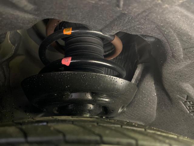 クラウンクロスオーバー Gアドバンスド・レザーパッケージ 4WD 衝突軽減装置 禁煙車 全周囲カメラ ETC Bluetooth フルセグ レーンキープ 純正21型アルミホイール シートヒーター クリアランスソナー オートマチックハイビーム スマートキー(20枚目)