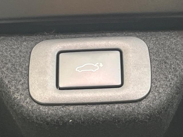 クラウンクロスオーバー Gアドバンスド・レザーパッケージ 4WD 衝突軽減装置 禁煙車 全周囲カメラ ETC Bluetooth フルセグ レーンキープ 純正21型アルミホイール シートヒーター クリアランスソナー オートマチックハイビーム スマートキー(29枚目)