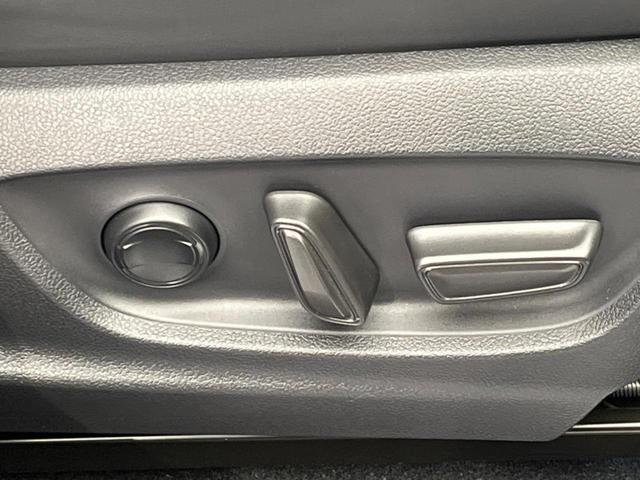 クラウンクロスオーバー Gアドバンスド・レザーパッケージ 4WD 衝突軽減装置 禁煙車 全周囲カメラ ETC Bluetooth フルセグ レーンキープ 純正21型アルミホイール シートヒーター クリアランスソナー オートマチックハイビーム スマートキー(32枚目)