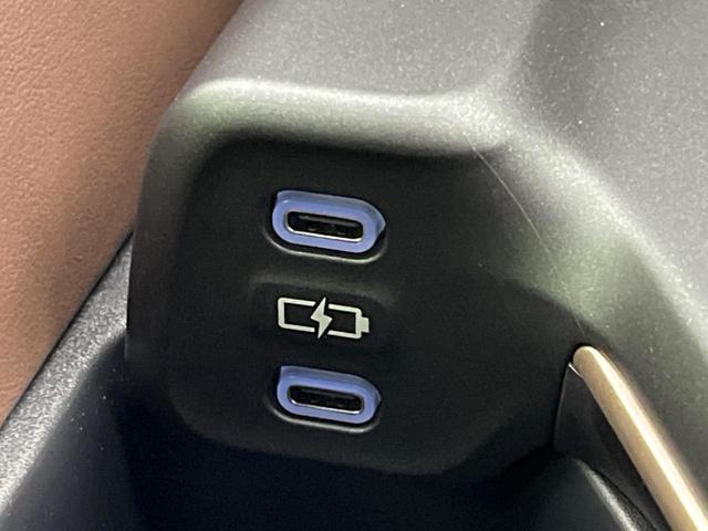 クラウンクロスオーバー Gアドバンスド・レザーパッケージ 4WD 衝突軽減装置 禁煙車 全周囲カメラ ETC Bluetooth フルセグ レーンキープ 純正21型アルミホイール シートヒーター クリアランスソナー オートマチックハイビーム スマートキー(57枚目)