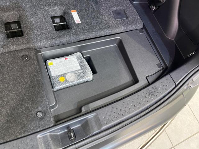 シエンタ ハイブリッドＧ　両側電動スライドドア　純正ＳＤナビ　バックカメラ　衝突軽減装置　禁煙車　シートヒーター　レーンキープ　ＬＥＤヘッドライト　ＥＴＣ　スマートキー　オートハイビーム　オートライト　オートエアコン（35枚目）