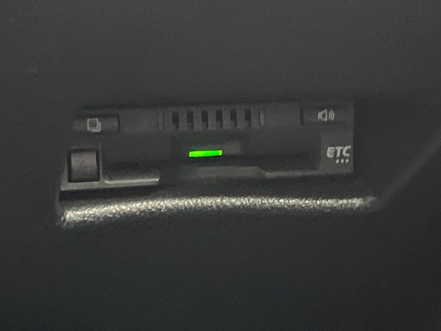 シエンタ ハイブリッドＧ　両側電動スライドドア　純正ＳＤナビ　バックカメラ　衝突軽減装置　禁煙車　シートヒーター　レーンキープ　ＬＥＤヘッドライト　ＥＴＣ　スマートキー　オートハイビーム　オートライト　オートエアコン（53枚目）