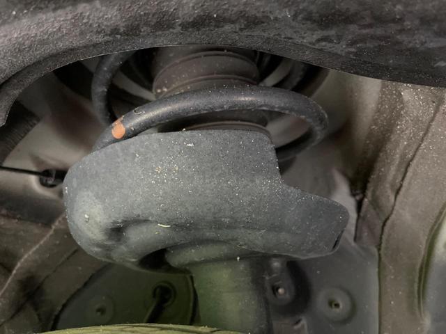 ヴォクシー ハイブリッドS-Z 両側電動スライド 後席モニター 純正10インチナビ バックカメラ AC100V電源 衝突軽減 禁煙車 ハーフレザーシート シートヒーター クリアランスソナー レーンアシスト LEDヘッド(32枚目)