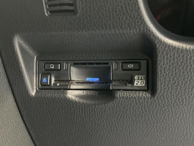 ヴォクシー ハイブリッドS-Z 両側電動スライド 後席モニター 純正10インチナビ バックカメラ AC100V電源 衝突軽減 禁煙車 ハーフレザーシート シートヒーター クリアランスソナー レーンアシスト LEDヘッド(43枚目)