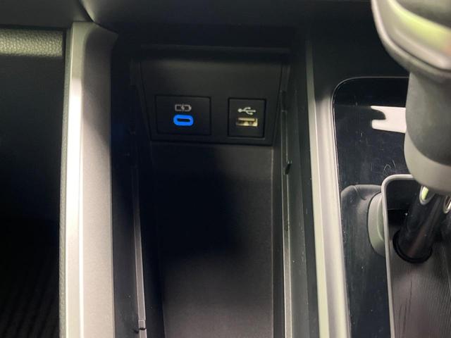 ヴォクシー ハイブリッドS-Z 両側電動スライド 後席モニター 純正10インチナビ バックカメラ AC100V電源 衝突軽減 禁煙車 ハーフレザーシート シートヒーター クリアランスソナー レーンアシスト LEDヘッド(61枚目)