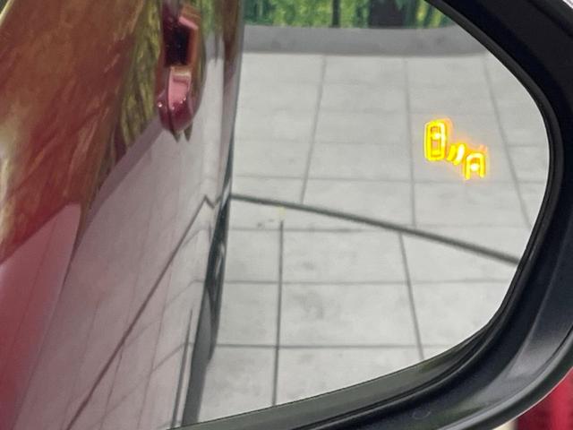 �y�u���C���h�X�|�b�g���j�^�[�z���s���A�h�A�~���[�̎��p�ɂȂ�₷���ӏ��Ɍ㑱�Ԃ��ڋ߂���ƃT�C�h�~���[�̃����Y�Ɍx����\���I�h���C�o�[�ɒ��ӊ��N�����Ă���܂��B