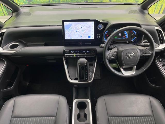 ノア ハイブリッドＳ－Ｚ　純正１０．５インチナビ　両側電動スライド　後席モニター　バックカメラ　１００Ｖ電源　衝突被害軽減　レーダークルーズ　禁煙車　電動リアゲート　ハーフレザーシート　ドラレコ　コーナーセンサー（2枚目）