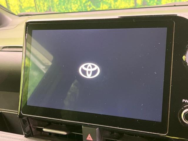 ノア ハイブリッドＳ－Ｚ　純正１０．５インチナビ　両側電動スライド　後席モニター　バックカメラ　１００Ｖ電源　衝突被害軽減　レーダークルーズ　禁煙車　電動リアゲート　ハーフレザーシート　ドラレコ　コーナーセンサー（4枚目）
