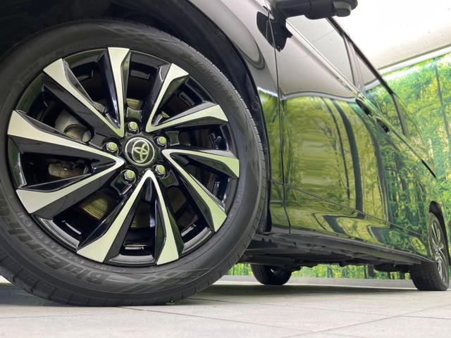 ノア ハイブリッドＳ－Ｚ　純正１０．５インチナビ　両側電動スライド　後席モニター　バックカメラ　１００Ｖ電源　衝突被害軽減　レーダークルーズ　禁煙車　電動リアゲート　ハーフレザーシート　ドラレコ　コーナーセンサー（14枚目）