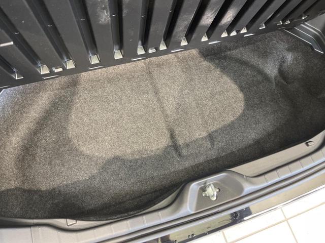 ノア ハイブリッドＳ－Ｚ　純正１０．５インチナビ　両側電動スライド　後席モニター　バックカメラ　１００Ｖ電源　衝突被害軽減　レーダークルーズ　禁煙車　電動リアゲート　ハーフレザーシート　ドラレコ　コーナーセンサー（23枚目）