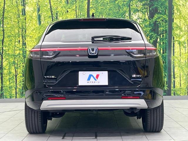 ヴェゼル ｅ：ＨＥＶ　Ｚ　衝突軽減　メーカー純正ナビ　禁煙車　バックカメラ　アダプティブクルーズコントロール　ドラレコ　ＥＴＣ　ブラインドスポットインフォメーション　レーンアシスト　スマートキー（15枚目）