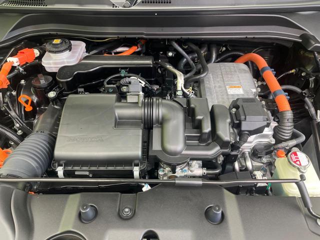 ヴェゼル ｅ：ＨＥＶ　Ｚ　衝突軽減　メーカー純正ナビ　禁煙車　バックカメラ　アダプティブクルーズコントロール　ドラレコ　ＥＴＣ　ブラインドスポットインフォメーション　レーンアシスト　スマートキー（18枚目）