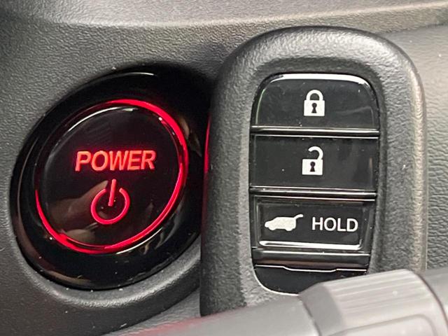 ヴェゼル ｅ：ＨＥＶ　Ｚ　衝突軽減　メーカー純正ナビ　禁煙車　バックカメラ　アダプティブクルーズコントロール　ドラレコ　ＥＴＣ　ブラインドスポットインフォメーション　レーンアシスト　スマートキー（50枚目）