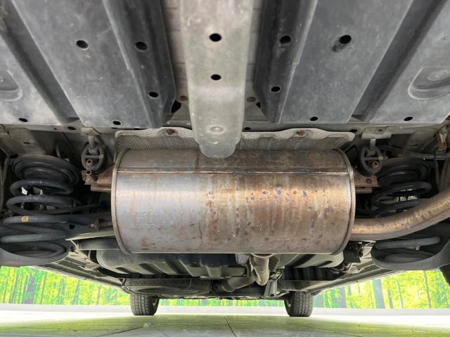 ヴォクシー ＺＳ　煌ＩＩ　両側電動ドア　ＳＤナビ　禁煙車　スマートキー　ＨＩＤヘッド　ビルトインＥＴＣ　純正１５インチアルミ　オートライト　オートエアコン　ＣＤ　ＤＶＤ再生　フルセグ　パドルシフト　ＨＩＤフォグ（19枚目）