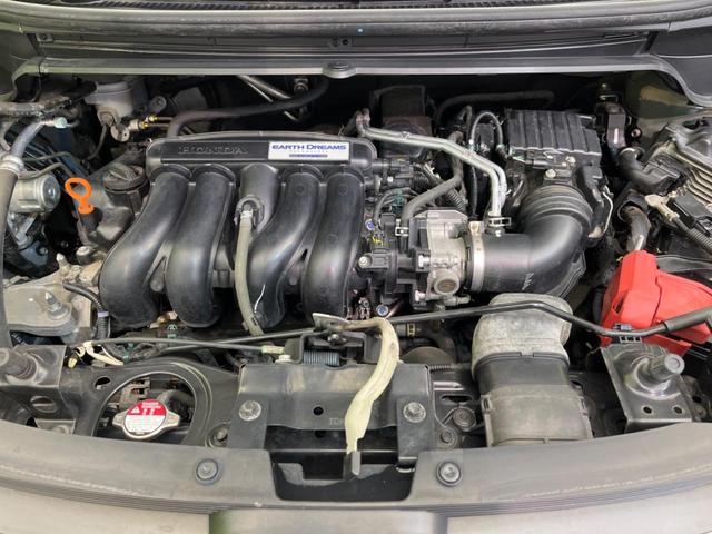 フリード Ｇ・ホンダセンシング　両側電動スライド　衝突軽減　純正ＳＤナビ　後席モニター　バックカメラ　レーダークルーズ　ドラレコ　ＥＴＣ　スマートキー　レーンアシスト　電動格納ミラー　Ｂｌｕｅｔｏｏｔｈ再生　ＣＤ／ＤＶＤ（19枚目）