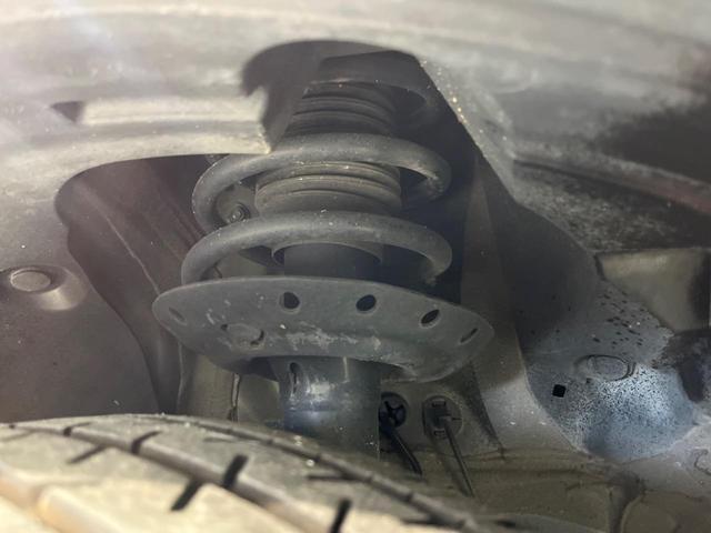 フリード Ｇ・ホンダセンシング　両側電動スライド　衝突軽減　純正ＳＤナビ　後席モニター　バックカメラ　レーダークルーズ　ドラレコ　ＥＴＣ　スマートキー　レーンアシスト　電動格納ミラー　Ｂｌｕｅｔｏｏｔｈ再生　ＣＤ／ＤＶＤ（24枚目）