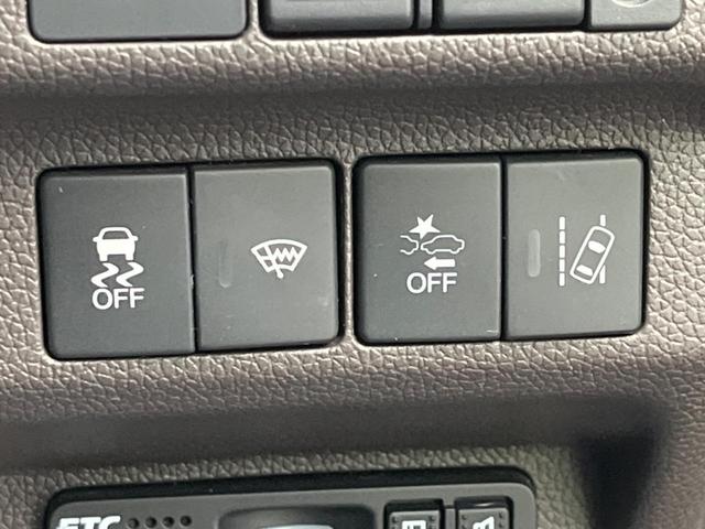 フリード Ｇ・ホンダセンシング　両側電動スライド　衝突軽減　純正ＳＤナビ　後席モニター　バックカメラ　レーダークルーズ　ドラレコ　ＥＴＣ　スマートキー　レーンアシスト　電動格納ミラー　Ｂｌｕｅｔｏｏｔｈ再生　ＣＤ／ＤＶＤ（42枚目）