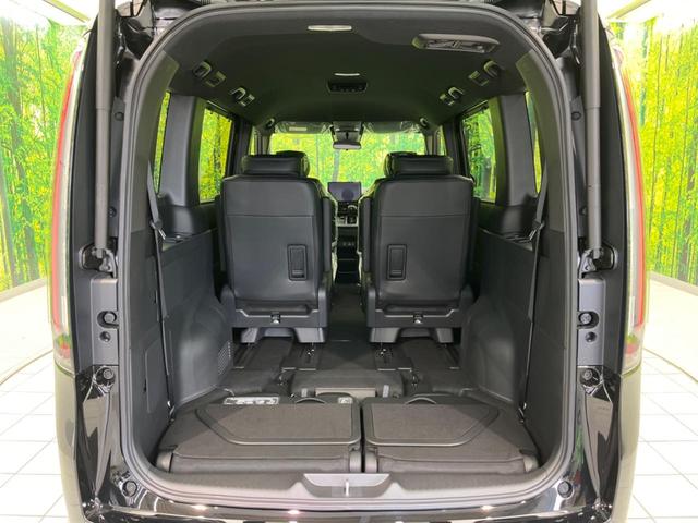 ステップワゴン スパーダ　未登録済未使用車　両側電動スライド　衝突軽減　純正１１．４インチ純正ナビ　バックカメラ　禁煙車　レーダークルーズ　スマートキー　ＬＥＤヘッド　シートヒータ　ハーフレザーシー（11枚目）