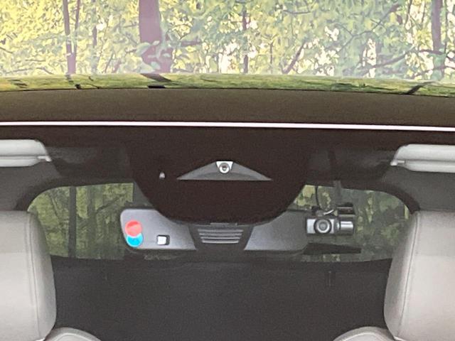 �y��-�`�b�s�h�u�d�r�d�m�r�d�z���s���ɑO���̎ԗ�����F�����A�Փ˂������Ȏ��͌x��ƃu���[�L�ŏՓˉ���Ɣ�Q�y�����A�V�X�g�B�����S�Ƀh���C�u�����y���݂��������܂��B