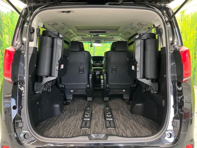アルファード ２．５Ｓ　Ｃパッケージ　サンルーフ　ＢＩＧ－Ｘ１１インチナビ　衝突軽減　禁煙車　ＢＩＧ－Ｘ１１インチナビ　両側電動スライド　バックカメラ　１２．８インチ後席モニター　レーダークルーズ　ドラレコ　ＥＴＣ　テジタルインナーミラー（11枚目）