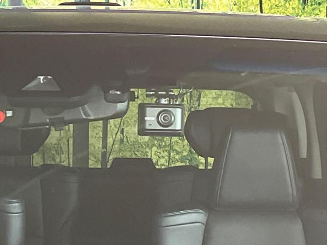 アルファード ２．５Ｓ　Ｃパッケージ　サンルーフ　ＢＩＧ－Ｘ１１インチナビ　衝突軽減　禁煙車　ＢＩＧ－Ｘ１１インチナビ　両側電動スライド　バックカメラ　１２．８インチ後席モニター　レーダークルーズ　ドラレコ　ＥＴＣ　テジタルインナーミラー（22枚目）
