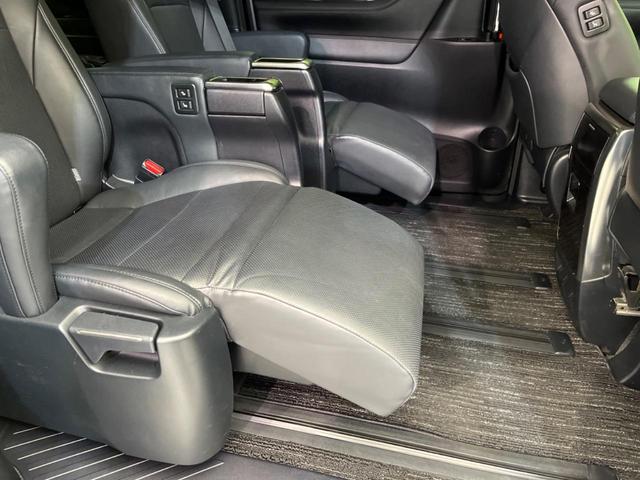 アルファード ２．５Ｓ　Ｃパッケージ　サンルーフ　ＢＩＧ－Ｘ１１インチナビ　衝突軽減　禁煙車　ＢＩＧ－Ｘ１１インチナビ　両側電動スライド　バックカメラ　１２．８インチ後席モニター　レーダークルーズ　ドラレコ　ＥＴＣ　テジタルインナーミラー（40枚目）