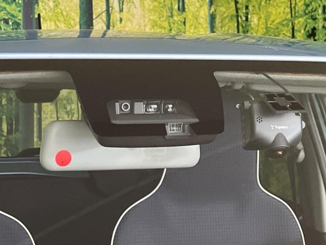 キャロル ＧＸ　衝突軽減装置　純正ナビ　禁煙車　バックカメラ　フルセグ　Ｂｌｕｅｔｏｏｔｈ　ドライブレコーダー　シートヒーター　ＨＩＤヘッドライト　クリアランスソナー　スマートキ－　オートエアコン（3枚目）