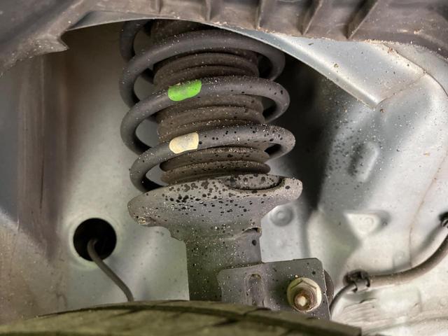 キャロル ＧＸ　衝突軽減装置　純正ナビ　禁煙車　バックカメラ　フルセグ　Ｂｌｕｅｔｏｏｔｈ　ドライブレコーダー　シートヒーター　ＨＩＤヘッドライト　クリアランスソナー　スマートキ－　オートエアコン（20枚目）