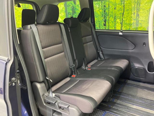 セレナ ハイウェイスターＧ　フリップダウンモニター　両側電動スライド　衝突軽減装置　純正ナビ　バックカメラ　禁煙車　ＥＴＣ　Ｂｌｕｅｔｏｏｔｈ　フルセグ　ドライブレコーダー　ＬＥＤヘッドライト　デジタルインナーミラー（9枚目）