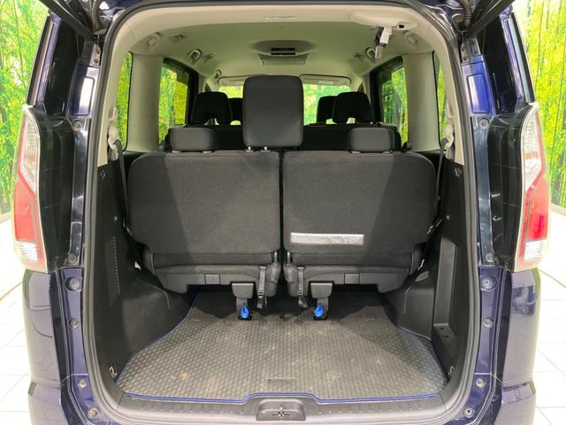 セレナ ハイウェイスターＧ　フリップダウンモニター　両側電動スライド　衝突軽減装置　純正ナビ　バックカメラ　禁煙車　ＥＴＣ　Ｂｌｕｅｔｏｏｔｈ　フルセグ　ドライブレコーダー　ＬＥＤヘッドライト　デジタルインナーミラー（11枚目）