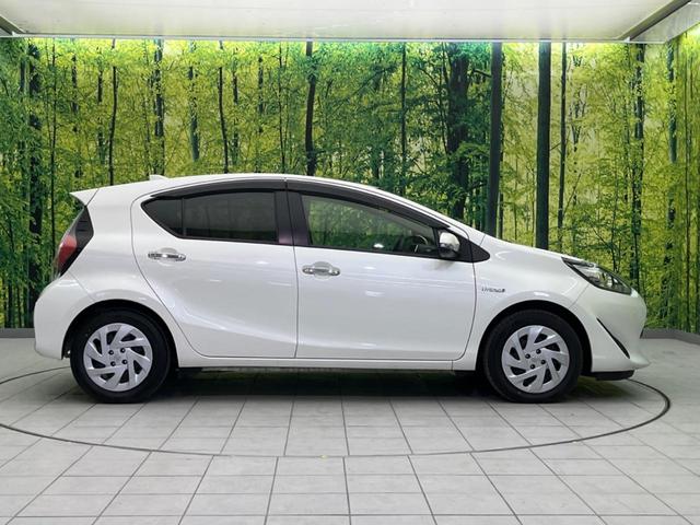 アクア Ｓスタイルブラック　禁煙車　純正ナビ　バックカメラ　Ｂｌｕｅｔｏｏｔｈ　フルセグ　ＥＴＣ　ドライブレコーダー　レーンキープアシスト　スマートキー　コーナーセンサー　オートマチックハイビーム　オートエアコン　ドアバイザー（35枚目）