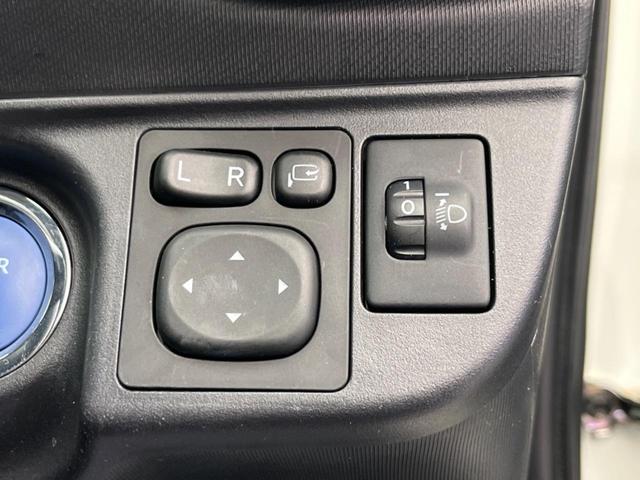 アクア Ｓスタイルブラック　禁煙車　純正ナビ　バックカメラ　Ｂｌｕｅｔｏｏｔｈ　フルセグ　ＥＴＣ　ドライブレコーダー　レーンキープアシスト　スマートキー　コーナーセンサー　オートマチックハイビーム　オートエアコン　ドアバイザー（41枚目）