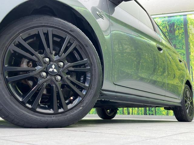 �y�����P�T�C���`�A���~�z�C�[���z�O�ςɃ}�b�`���������A���~�z�C�[���𑕒����Ă���܂��B�e��ЊO�A���~�z�C�[����A�X�^�b�h���X�^�C�����戵�����Ă���܂��B���񂲑��k����������