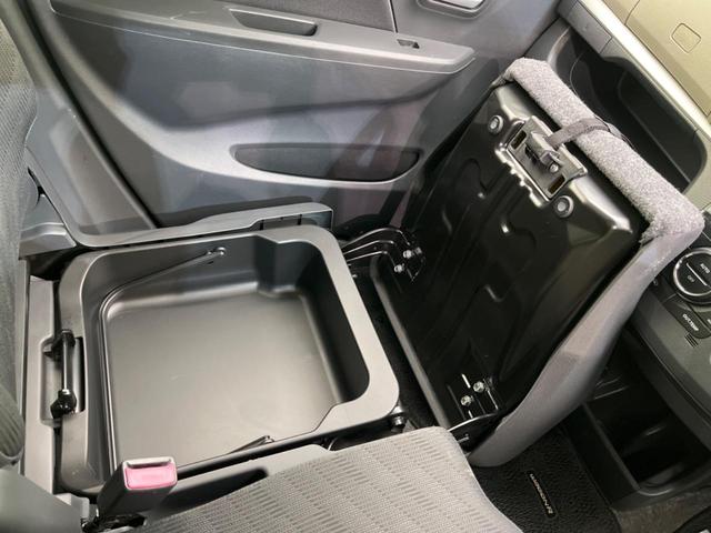 �y�V�[�g�A���_�[�{�b�N�X�z�V�[�g�̉��ɑ�e�ʂ̎��[�X�y�[�X��������Ă���A�C���ԃO�b�Y�ȂǁA�O���猩��ꂽ���Ȃ����̂�����������[�ł��ĕ֗��I