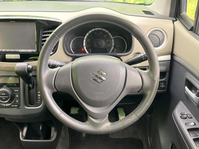 �y�����v�����X�e�A�����O�z�㎿�Ȋv���g�p���邱�ƂŁA��ɂ����������݂ƂĂ��^�]���₷���n���h���ł���