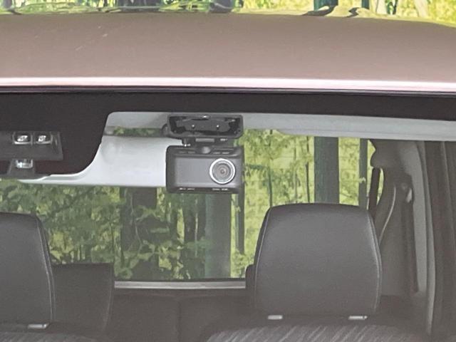 スペーシアカスタム ＸＳリミテッド　両側電動スライド　衝突軽減　ＳＤナビ　バックカメラ　禁煙車　シートヒーター　ドラレコ　ＥＴＣ　ハーフレザーシート　ＨＩＤヘッド　オートライト　スマートキー　電動格納ミラー　フルセグ（20枚目）