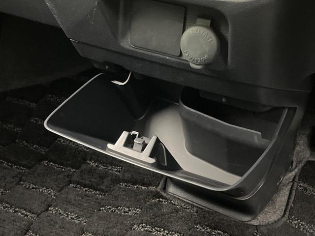 スペーシアカスタム ＸＳリミテッド　両側電動スライド　衝突軽減　ＳＤナビ　バックカメラ　禁煙車　シートヒーター　ドラレコ　ＥＴＣ　ハーフレザーシート　ＨＩＤヘッド　オートライト　スマートキー　電動格納ミラー　フルセグ（51枚目）
