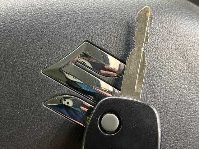 �y�L�[���X�z�������ꂽ�ꏊ����ł��{�^����Ńh�A�̊J���E�{�����ł���̂łƂ��Ă��֗��I�h�A�̌�������ɏ������邱�Ƃ�����܂����