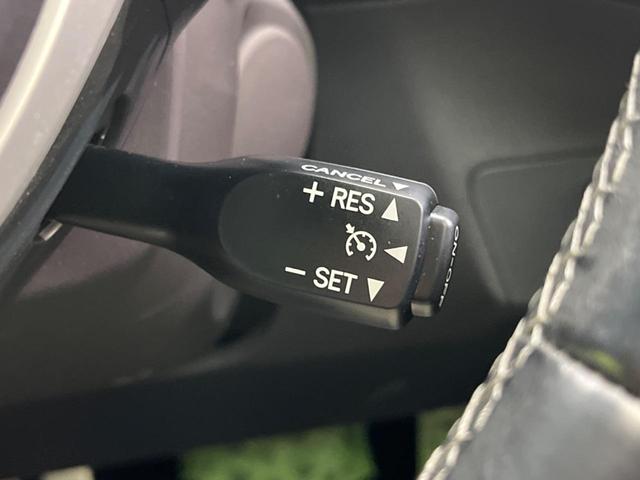 �y�N���[�Y�R���g���[���z�������H�����N���N���s�B�A�N�Z���𗣂��Ă���葬�x�ő��s���ł��A�������^�]���̕��S���y���I�����E�������ȒP�ȃX�C�b�`����Œ����ł��܂��B