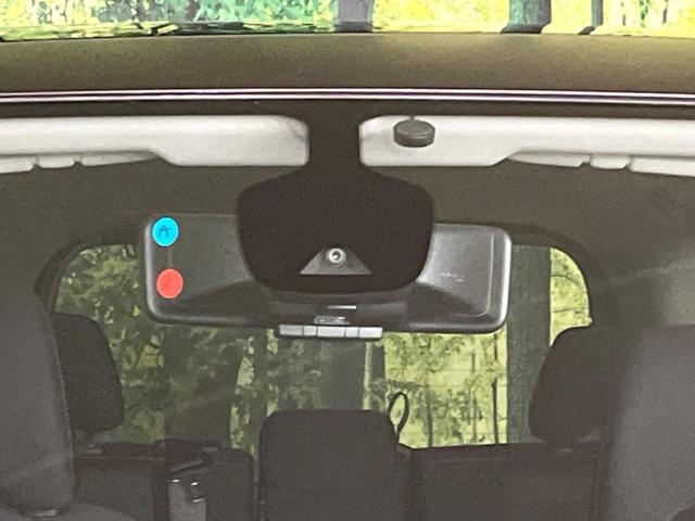 セレナ ハイウェイスター　両側電動スライド　衝突軽減　禁煙車　純正ＳＤナビ　全周囲カメラ　レーダークルーズ　ＥＴＣ　ＬＥＤヘッド　オートライト　デュアルエアコン　スマートキー　レーンアシスト　クリアランスソナー（4枚目）