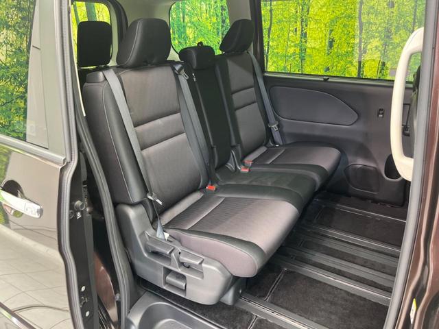 セレナ ハイウェイスター　両側電動スライド　衝突軽減　禁煙車　純正ＳＤナビ　全周囲カメラ　レーダークルーズ　ＥＴＣ　ＬＥＤヘッド　オートライト　デュアルエアコン　スマートキー　レーンアシスト　クリアランスソナー（9枚目）