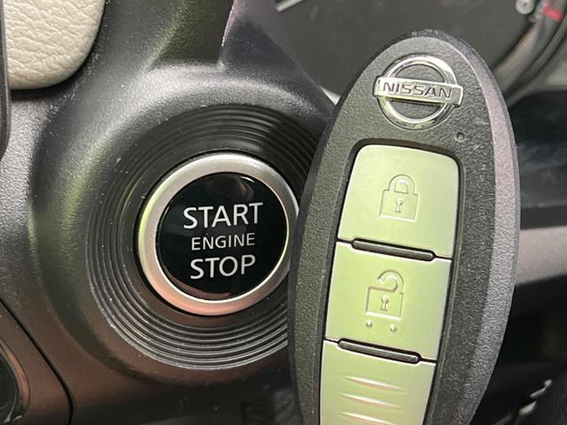 デイズ Ｘ　衝突軽減装置　純正ナビ　禁煙車　アラウンドビューモニター　Ｂｌｕｅｔｏｏｔｈ　ドライブレコーダー　クリアランスソナー　誤発進抑制　車線逸脱警報　スマートキ－　オートエアコン　純正１４インチアルミ（7枚目）