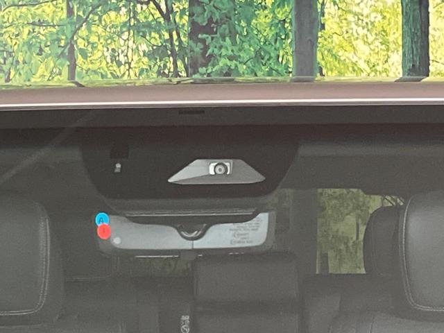 �y�g���^�Z�[�t�e�B�Z���X�z���s���ɑO���̎ԗ�����F�����A�Փ˂������Ȏ��͌x��ƃu���[�L�ŏՓˉ���Ɣ�Q�y�����A�V�X�g�B�����S�Ƀh���C�u�����y���݂��������܂��B