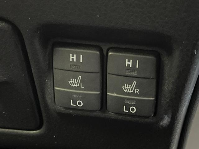 ノア ハイブリッドＳｉ　ダブルバイビー　両側電動スライドドア　純正９インチナビ　バックカメラ　衝突警報装置　禁煙車　ハーフレザーシート　パワーバックドア　シートヒーター　レーンキープ　ＬＥＤヘッドライト　スマートキー　ＥＴＣ（58枚目）