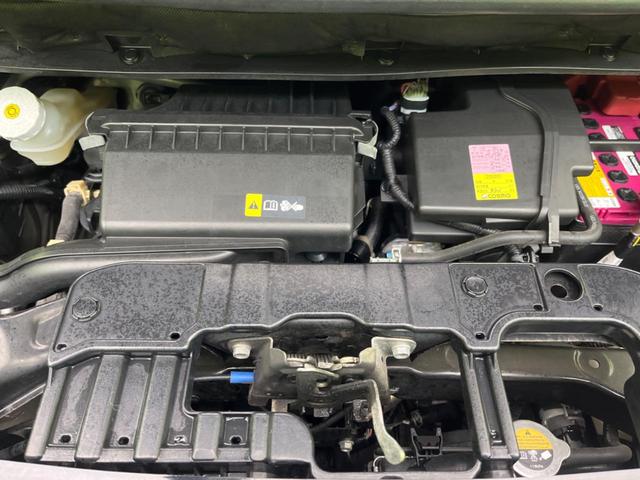 ルークス Ｓ　純正９インチナビ　衝突被害軽減システム　禁煙車　コーナーセンサー　オートハイビーム　車線逸脱警報　オートライト　Ｂｌｕｅｔｏｏｔｈ　ＣＤ　ＤＶＤ再生　フルセグ　プライバシーガラス　アイドリングストップ（18枚目）